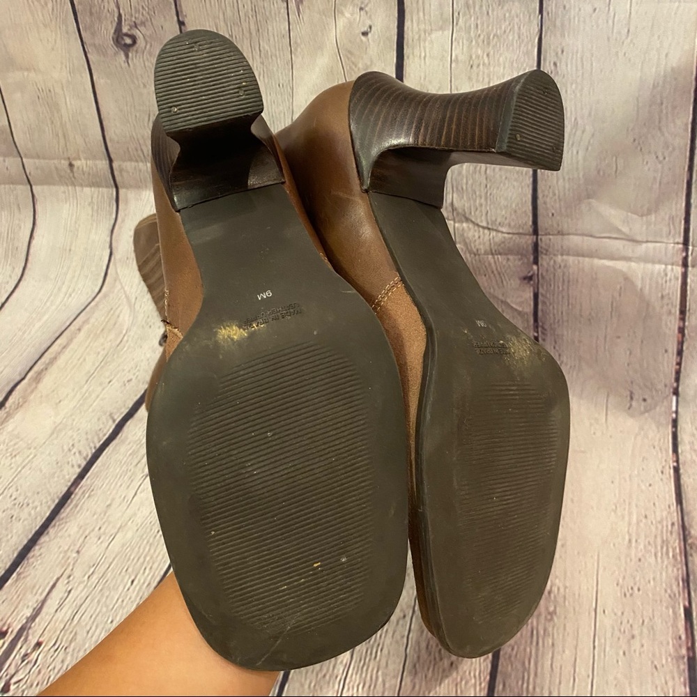 Two Lips Calandra Boots - Picture 8 of 10